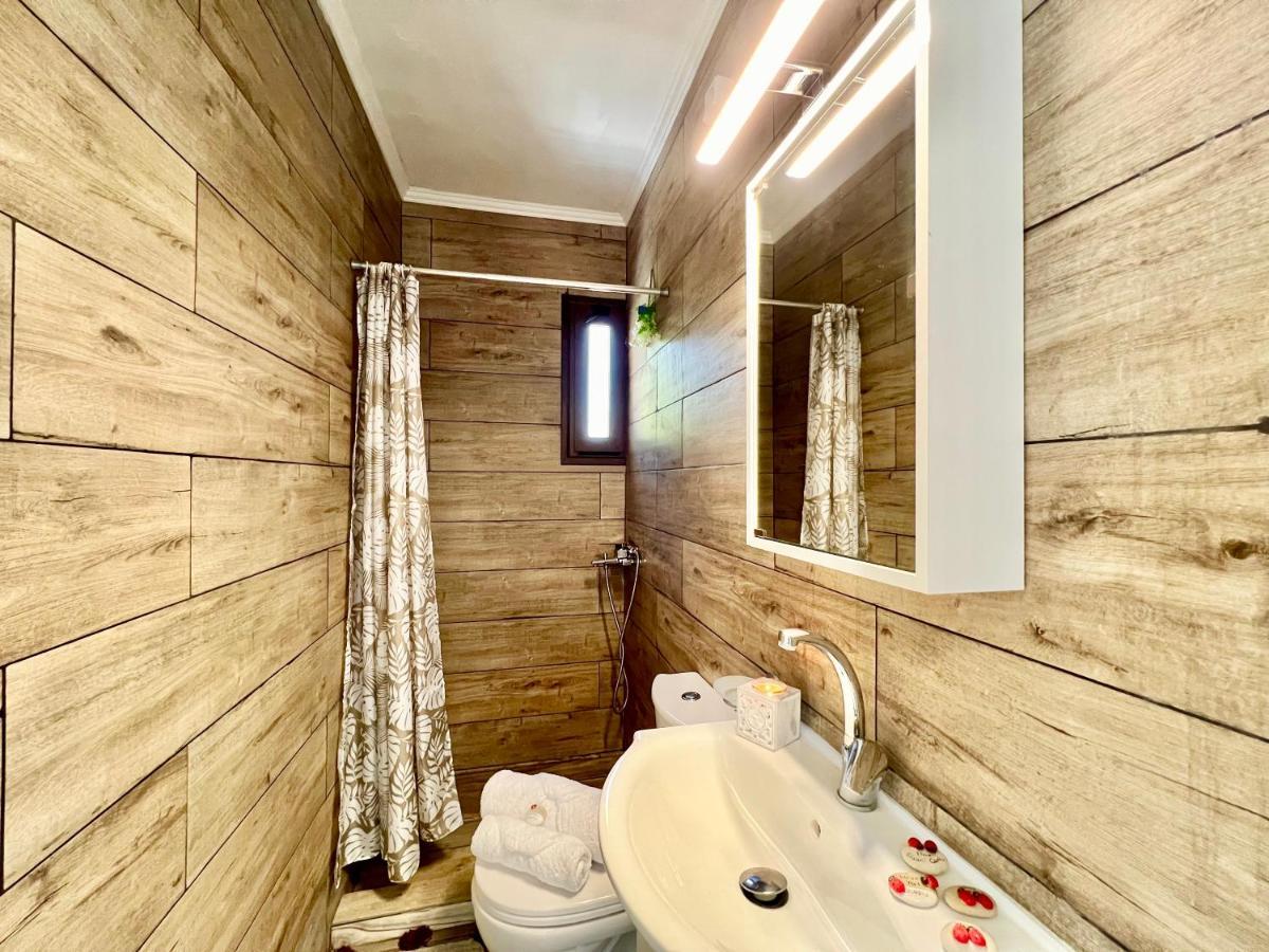 Beach Villa Verano With Private Pool By Dadovillas Сидари Екстериор снимка