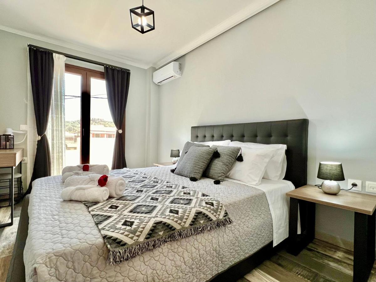 Beach Villa Verano With Private Pool By Dadovillas Сидари Екстериор снимка