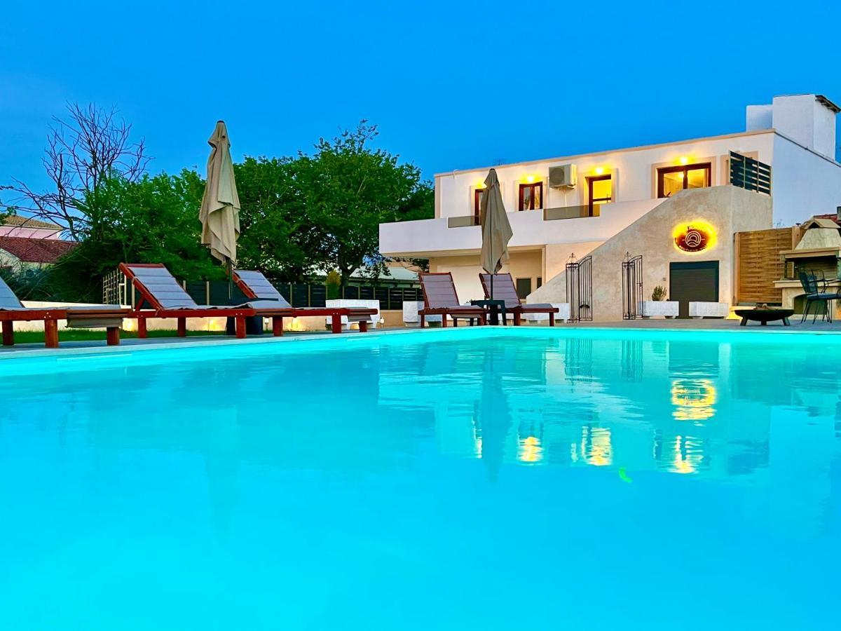 Beach Villa Verano With Private Pool By Dadovillas Сидари Екстериор снимка